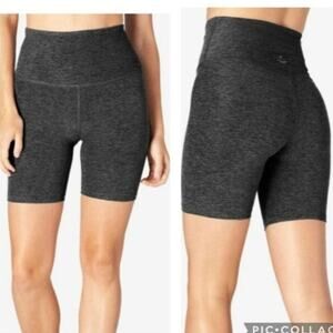 Beyond Yoga Spacedye High Waist Biker Shorts Size: M